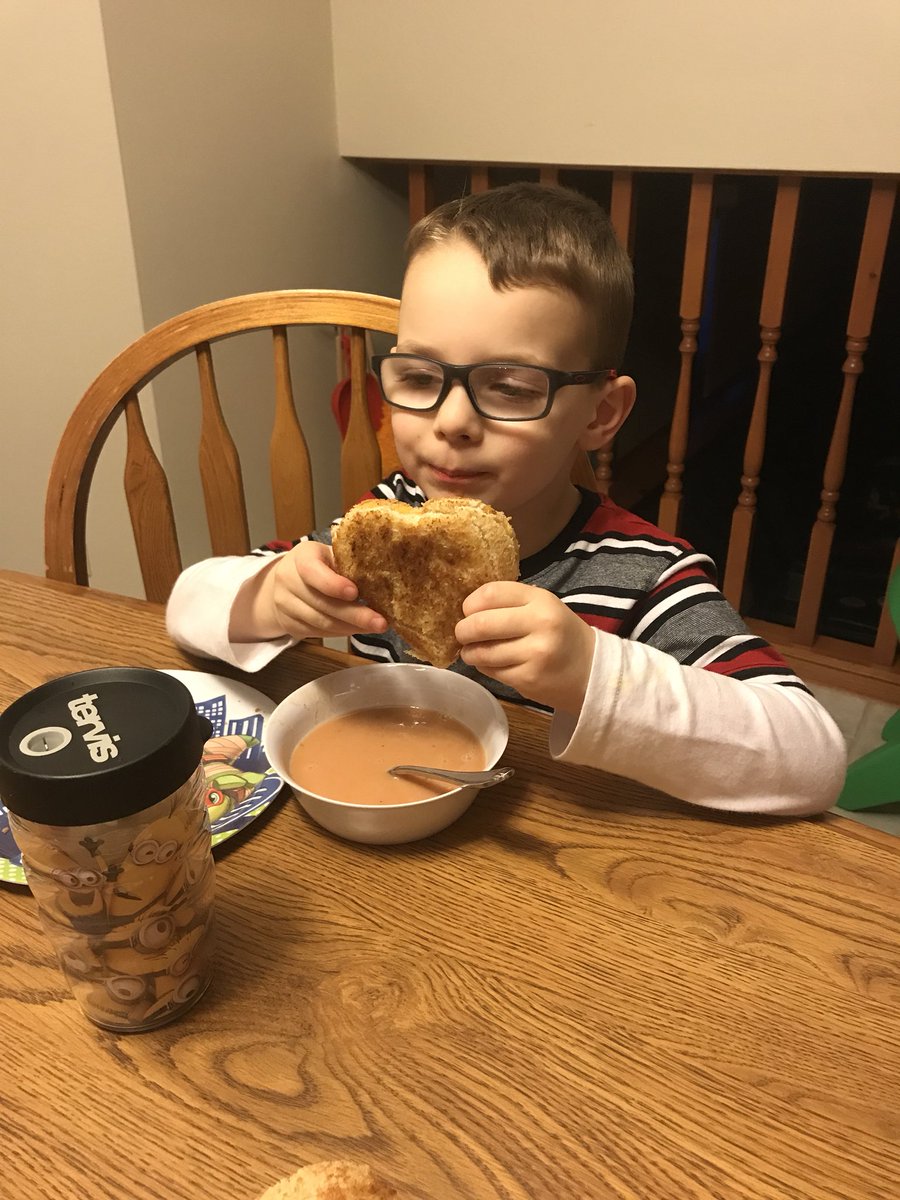 Jessica Felle tweet media