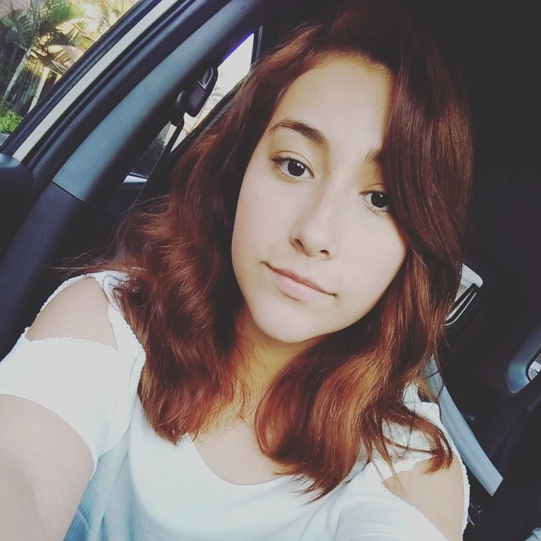 ValCardona4497's tweet photo. #NuevaFotoDePerfil https://t.co/NtQcbbBE1S