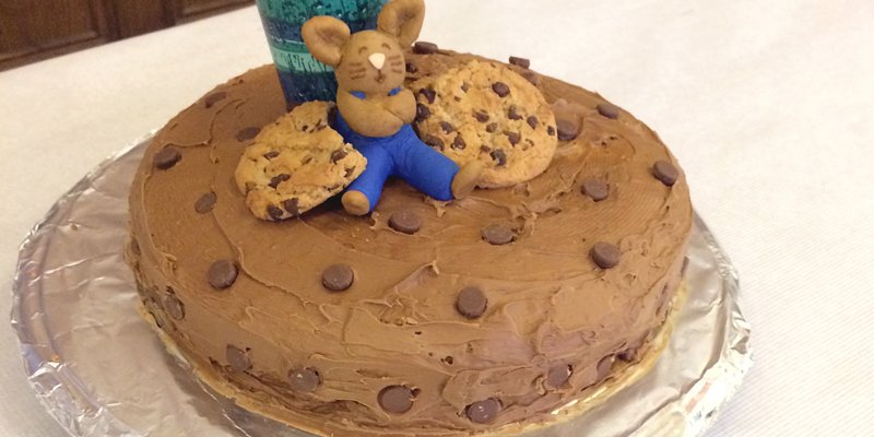 SmilePolitely's tweet photo. C-U's 13th Annual Edible Book Festival by @IllinoisLibrary will take place on Saturday, April 7th at @cg_food_coop: https://t.co/TNxW4mLRd5 https://t.co/iybpDufxet