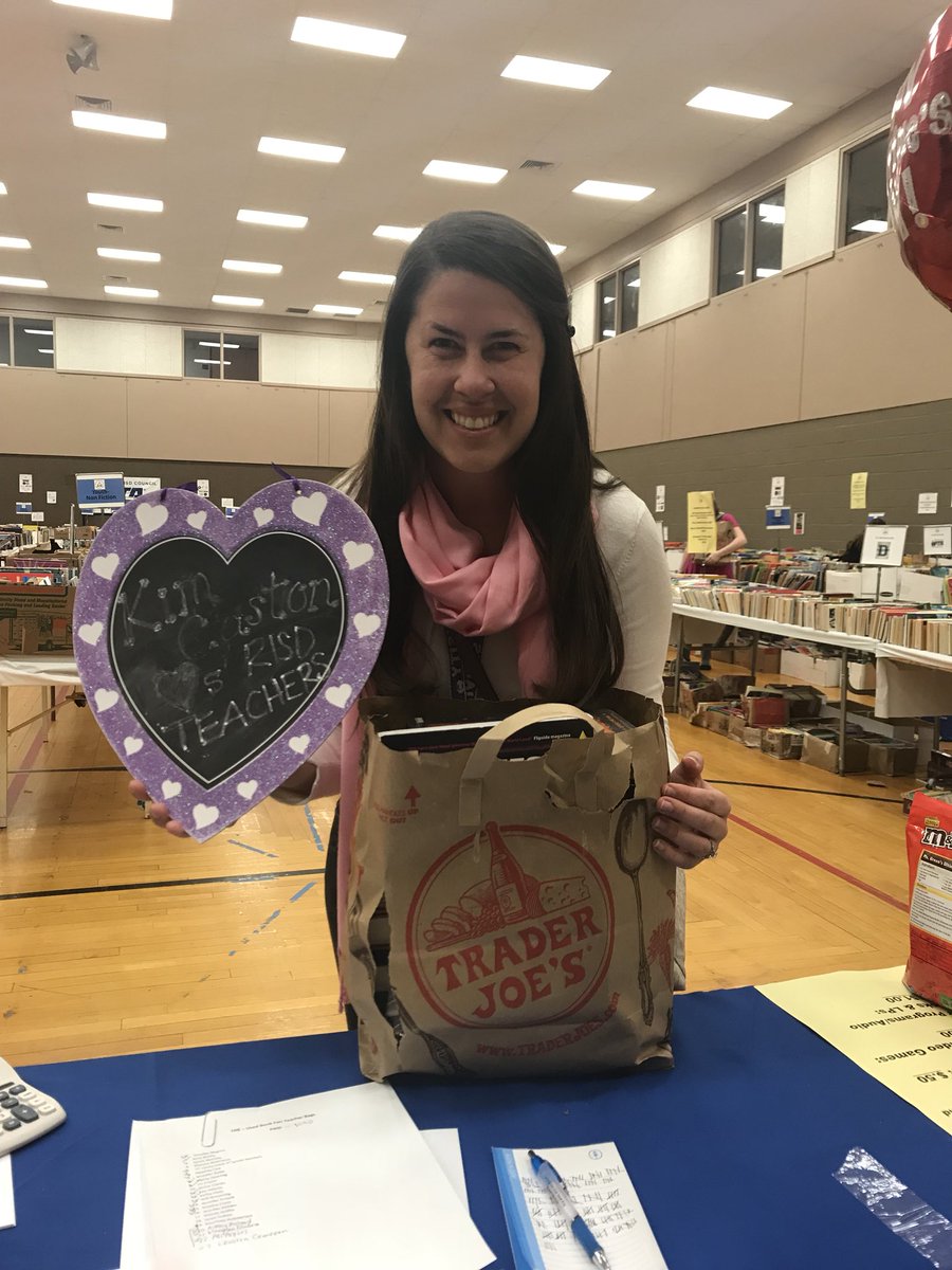 mmtubb's tweet photo. Thank you @KimSCaston for the best Valentine’s Day gift- a free bag FULL of great books!❤️📚(Don’t tell my husband) #RISDgreatness #ONEworldRISD https://t.co/LiXhOqJtZr