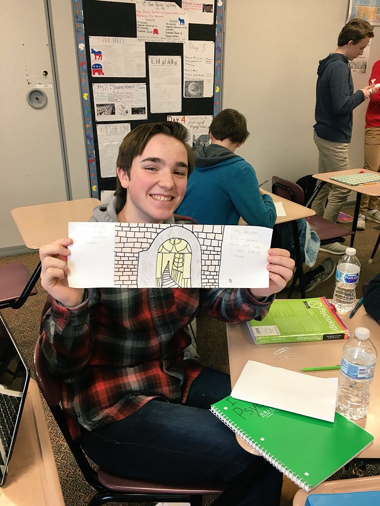 ms_hansenDHS's tweet photo. Sharing Chinese dragon scrolls #TaoTeChing #Scripture #Taoism #IBWorldReligions https://t.co/u3vDbnp01t