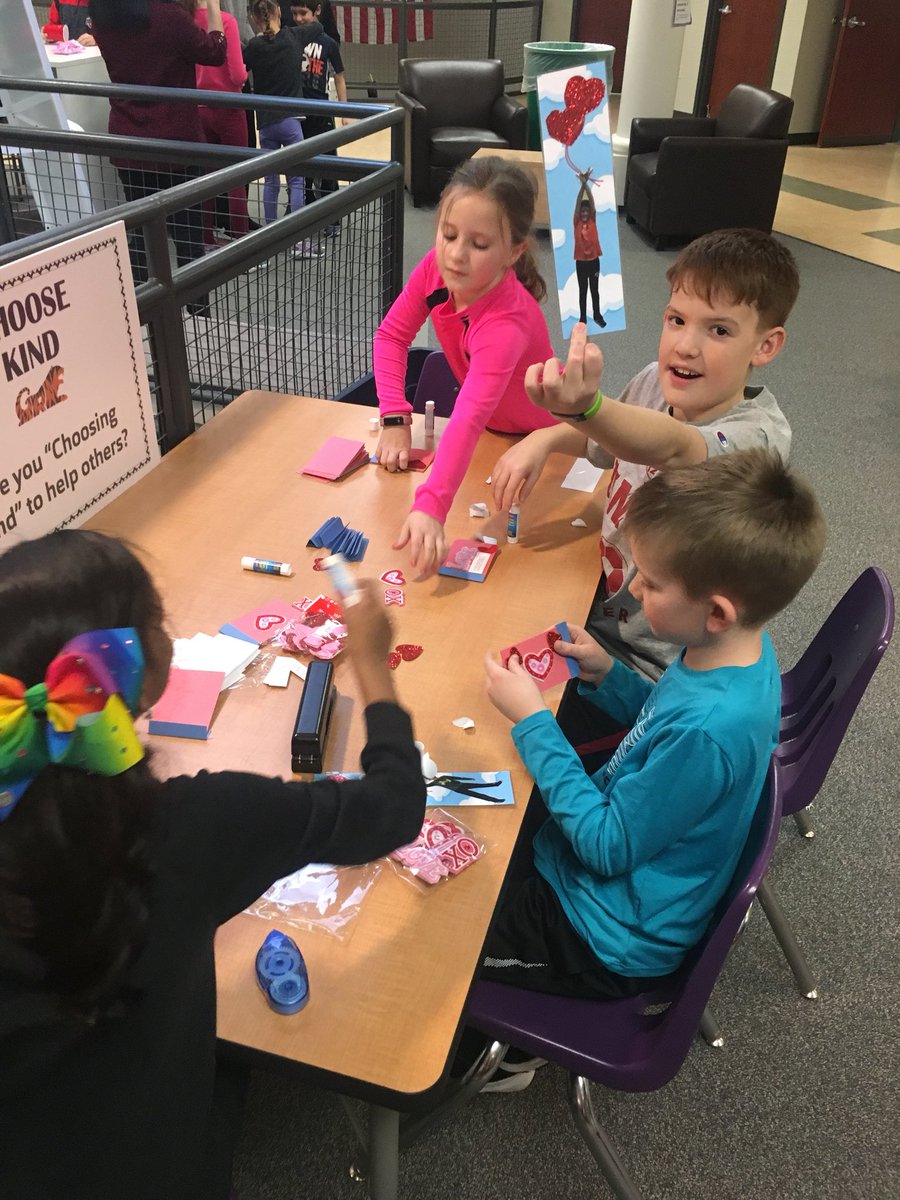 MrsMiller224's tweet photo. Thank you parents for a very fun Valentine’s Day Party! ❤️ https://t.co/hcFOdEUOgD