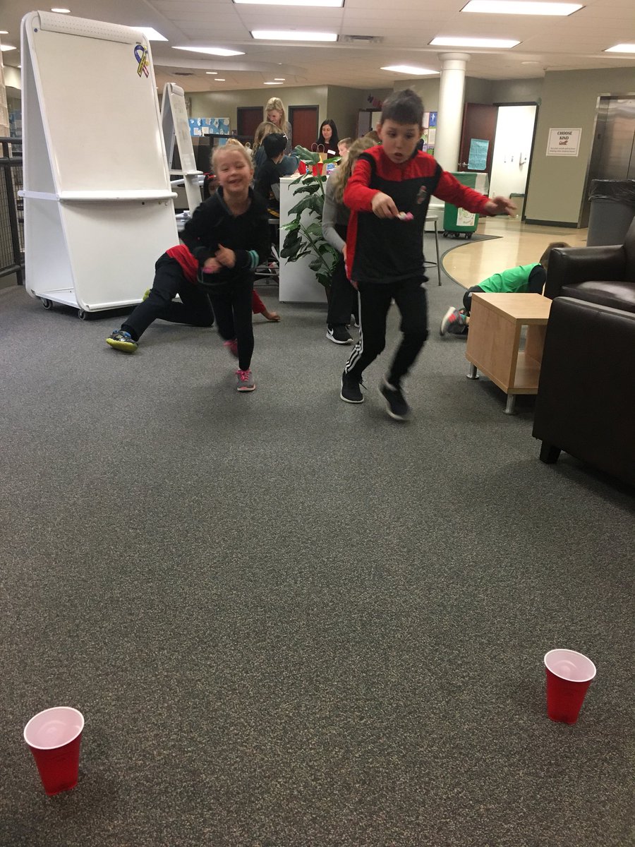 MrsMiller224's tweet photo. Thank you parents for a very fun Valentine’s Day Party! ❤️ https://t.co/hcFOdEUOgD
