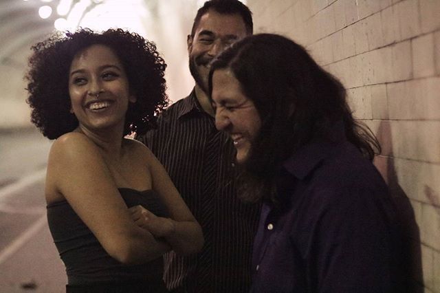 thealtons's tweet photo. Just in time for #Valentines! Our new single Gotcha is streaming over at @corrientelatina!!! Click the link in our bio to listen 🎶🎤
And for today only you can download Gotcha for FREE over on our soundcloud and bandcamp 😍💘
#HappyValentines #ForAllYou… https://t.co/9I6SOLN9pq https://t.co/9BQEYhdaX8