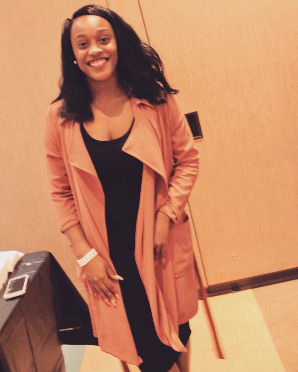 Happy birthday to our beautiful president, Janessa Toledo. Enjoy your day! 🎉✨