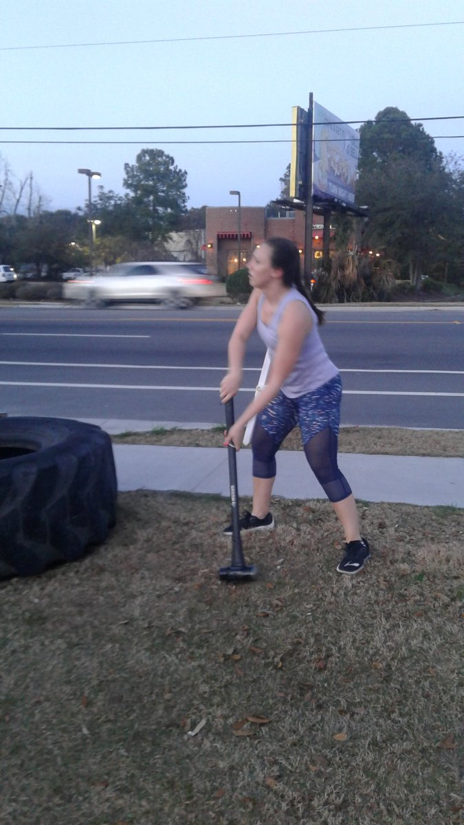 dfit1's tweet image. #BadIntentions on the Way via #Sledgehammer at #DFit1 #Fitness in #WestAshley #CHS @WomensHealthMag #TeamFit1