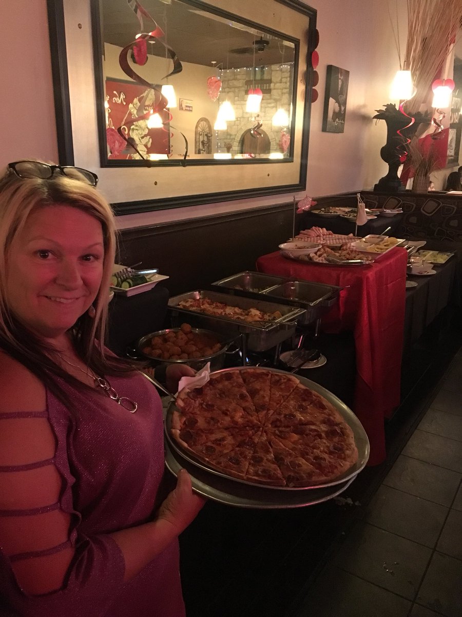 BigMarcosPizza's tweet photo. Nothing better than Valentine’s Day with momma and some great food #blessed https://t.co/PnMfgJdQPl