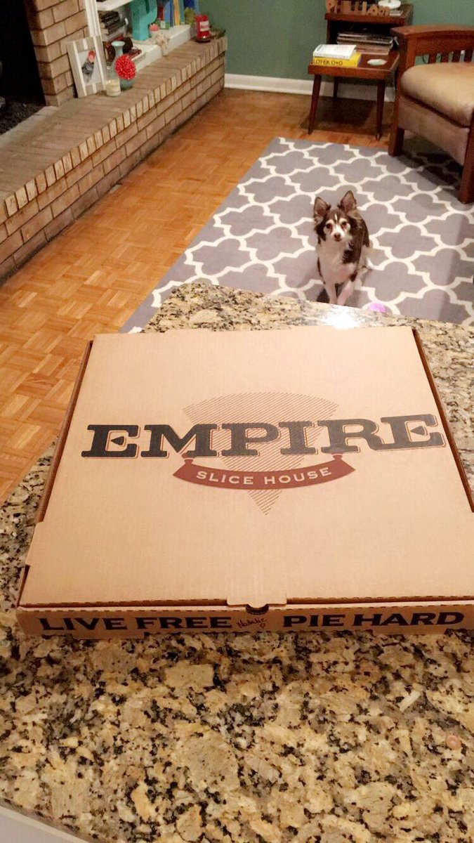 nattybug13's tweet photo. Our Valentine’s was made with @EmpireSliceOKC ♥️🍕 https://t.co/pKFQ8SNt3t