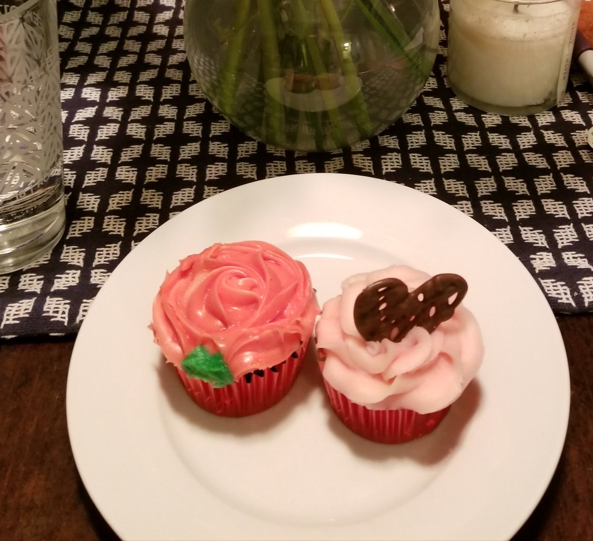 Thanks to the Success Strategies class for the yummy cupcakes for our Valentine's dinner! #naplescsd <a href="/mrs_marble119/">Tess Marble</a> <a href="/cathy_thayer/">Cathy Thayer</a>