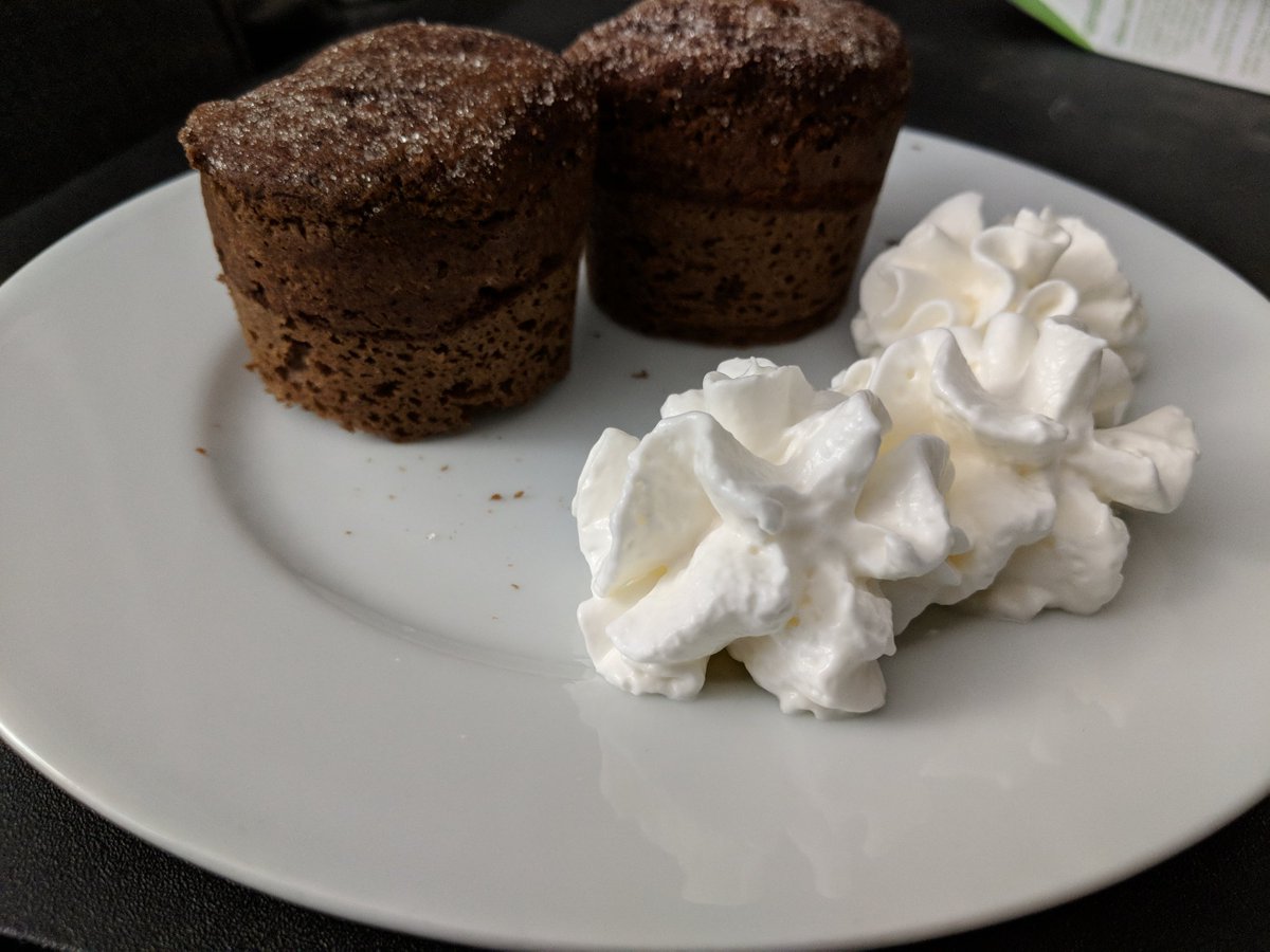 _sarmac86's tweet photo. The perfect Valentine's dessert. Chocolate smartcakes and whip cream. So delicious, so decadent, so low carb. #keto #ketodessert #smartcakes #ketodiet #ketosis #fattofit https://t.co/6GdJoXD8TX