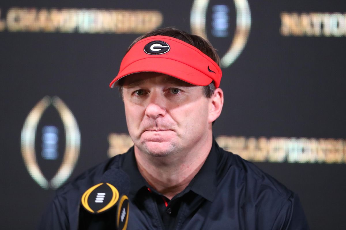 BryantDenny_UA's tweet photo. That feeling when you don’t have a ring to give her on Valentine’s Day. https://t.co/RfCNrUNMGH