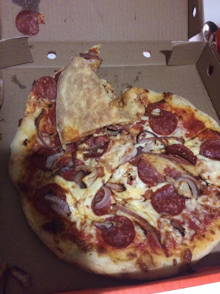 renbesnick's tweet photo. I order the heart shaped pizza from @PizzaPizzaLtd and got an unloved mess. https://t.co/6qeuFLCfue