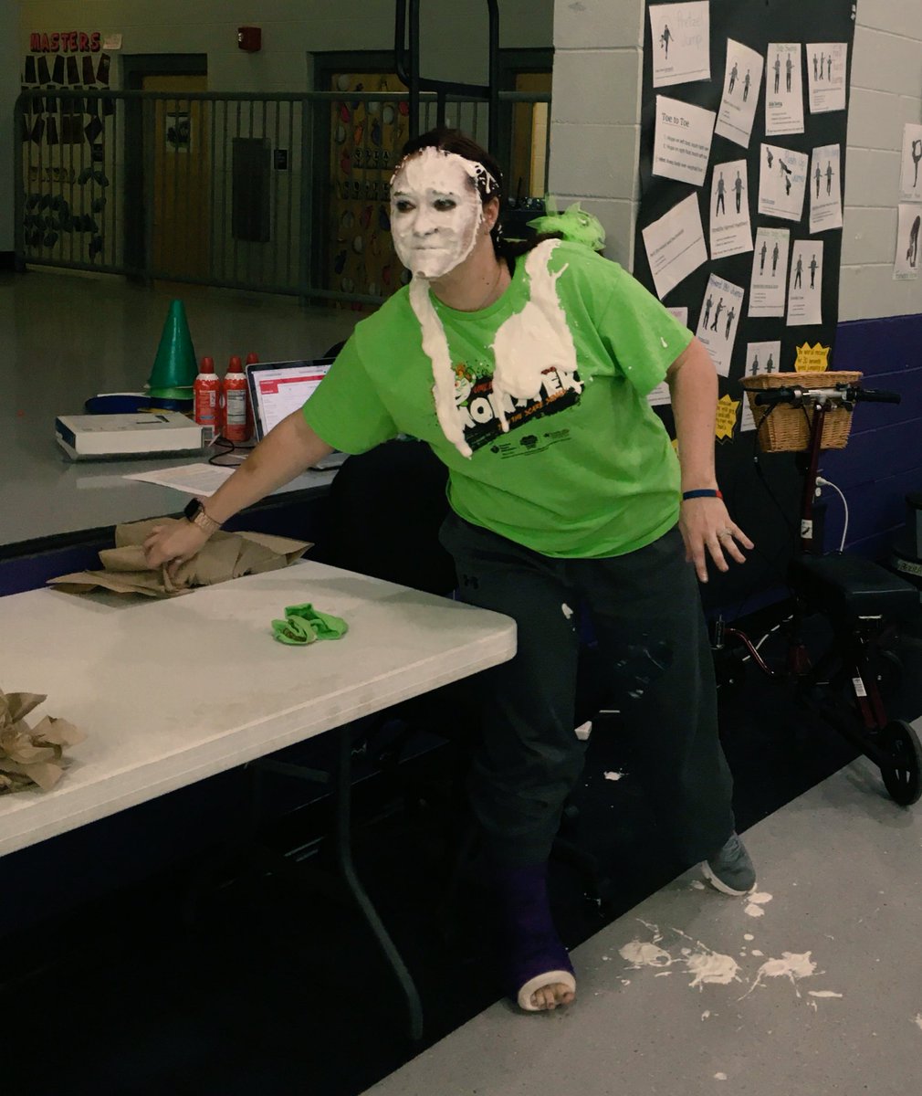 JennieLGraves's tweet photo. We had an awesome day at MSAW’s Jump Rope For Heart Assembly. No words needed. #Mrs.Graves #Mrs.Blanchard #Ms.Kember @JennieLGraves @LizKember @SBlanchard_43 @btroxc2_tro #thanksCoachAllen #MSAWproud https://t.co/wEddbi7FI9