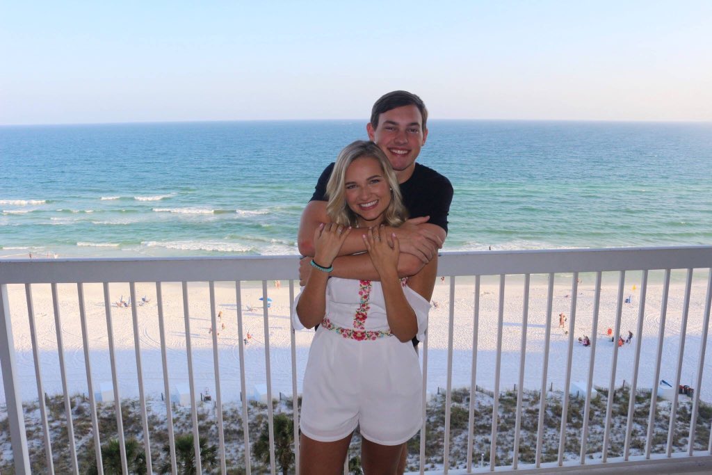 Chase_Shelton18's tweet photo. Happy Valentine’s Day to my favorite girl!! I am so grateful to call you my girlfriend! https://t.co/2FVzxZ6zGz