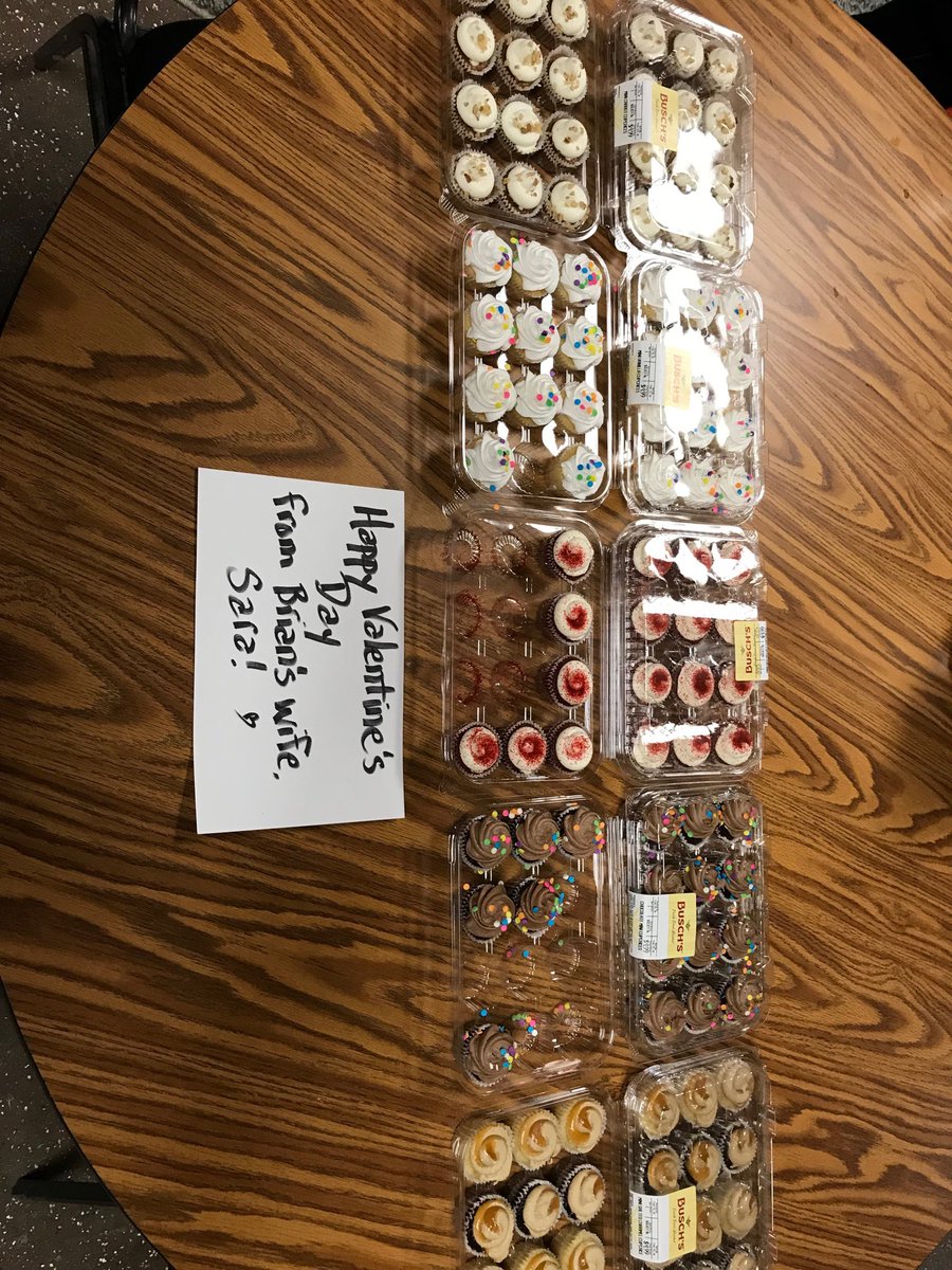 Max love with mini-cupcakes from my orange blooded wife for 2762’s awesome associates today!  #ValentinesDay2018 #luckiestguy  <a href="/JulieGiattino/">Julie Giattino</a> <a href="/HouleHeather/">HeatherHouleTHD</a> <a href="/2762/">Rodney Bosma</a>