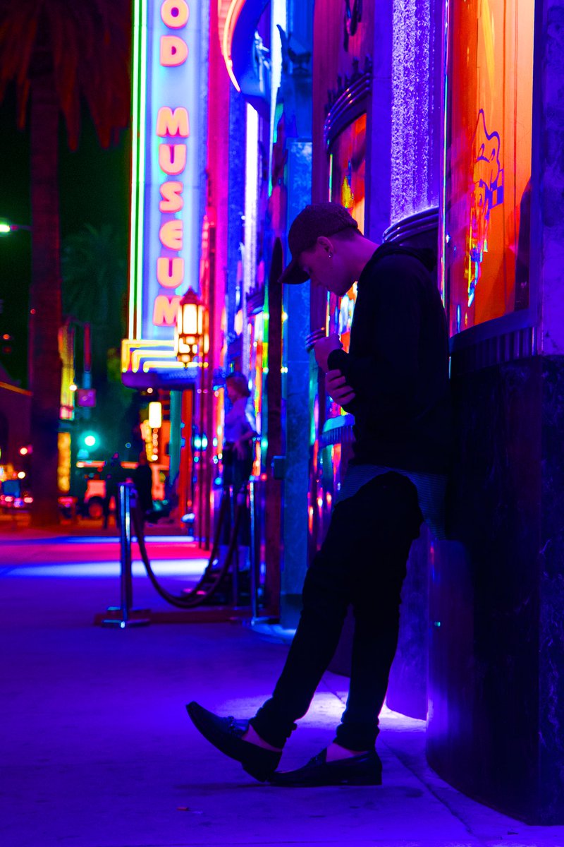 ZonniMusic's tweet photo. Hollywood for real https://t.co/fXvMj8VvEy