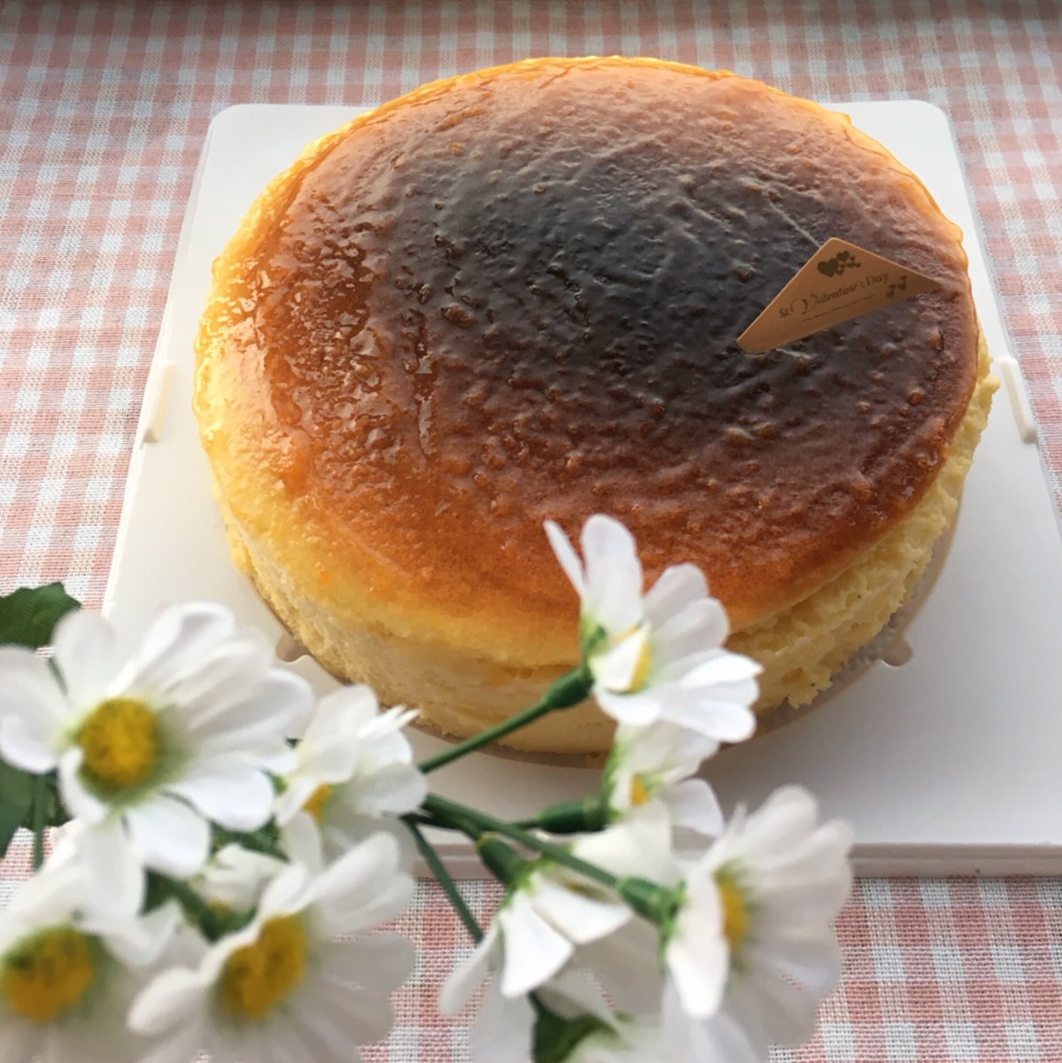 yui05160209's tweet photo. Valentine's Day💘

🍫生チョコレ���ト
🧀スフレチーズケーキ https://t.co/Kq0Trf5kce