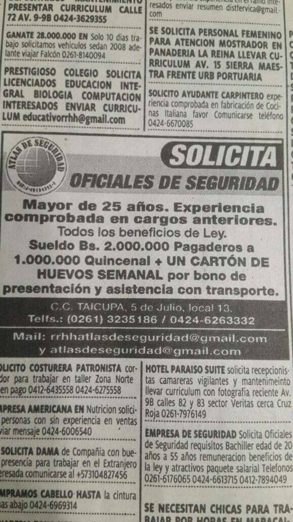 HUEVO COMO PAGO
Esta empresa de vigilancia paga con un cartón semanal como Bono. Cuando los alimentos tienen más valor que el papel moneda pasan cosas como éstas. No es la primera vez que veo pagos así, muchos chóferes aceptan comida. #Venezuela #Zulia #Maracaibo