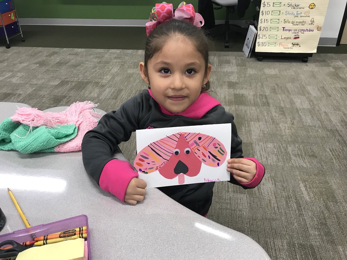 Mariamay33's tweet photo. What a beautiful Valentines day I had with my students. We made ❤️cards. https://t.co/9KlbfCARw5