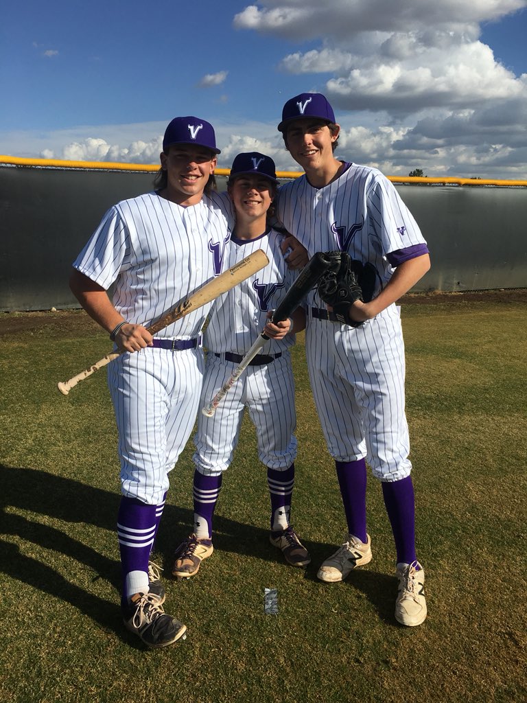 lukas_white29's tweet photo. #SZN⚾️♈️ https://t.co/IrjhFZmIfR