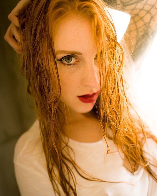 oskaro66's tweet photo. #great #shooting with #beautiful #alexaedwards #London #Portrait #photography ⠀
#wetlook #studio #tattoos #attitude #bathroom #hand #redhead #freckles ~~~~~~~~~~~~~~~~~~~~~~~~~~~~~~~~~~⠀
#oscartornincasafotografie #oscartornincasa #OsKarO ~~~~~~~~~~~… https://t.co/THgbnfrKKl https://t.co/0pEQy3x9vd