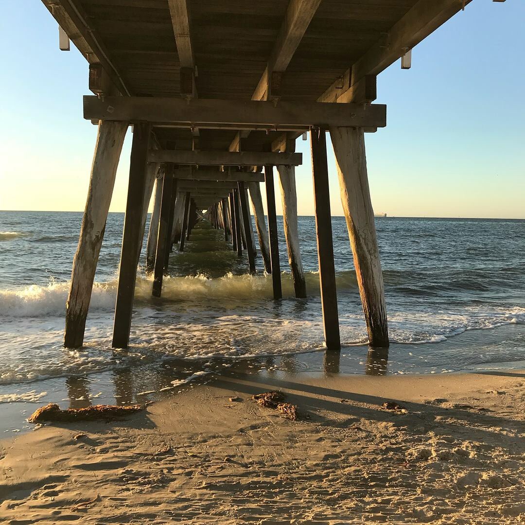 lovelifetan's tweet photo. Happy days 💕 #largsbayjetty #Adelaide https://t.co/ZXiXVrXXp7