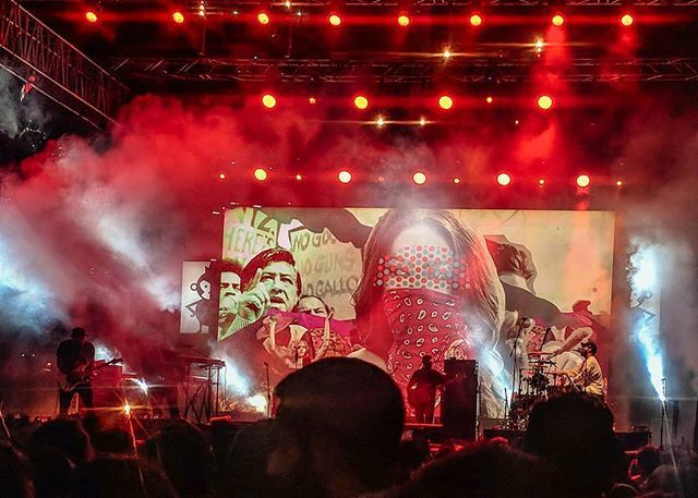 shawnmfernandes's tweet image. Last night's @anderson._paak attack. At @backdoorsbytht Mumbai. #backdoorsbytht #thehummingtree #concertwithacause #andersonpaak #andersonpaakmalibu #andersonpaakandthefreenationals ift.tt/2o0FuSM