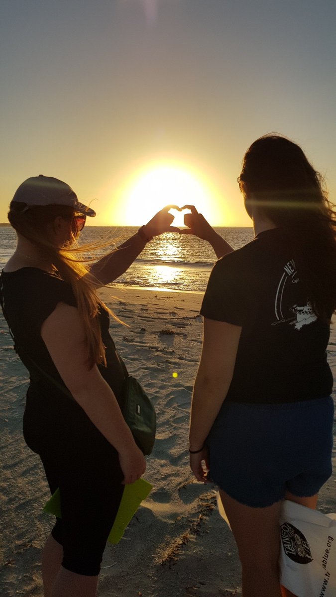 How was your #ValentinesDay2018? We loved ours! 
#LoveYourBeach #singlesbeachclean #coastcarematters @intrepdlandcare @Landcarewa @NACC_NRM @AusLandcare @TangaroaBlue