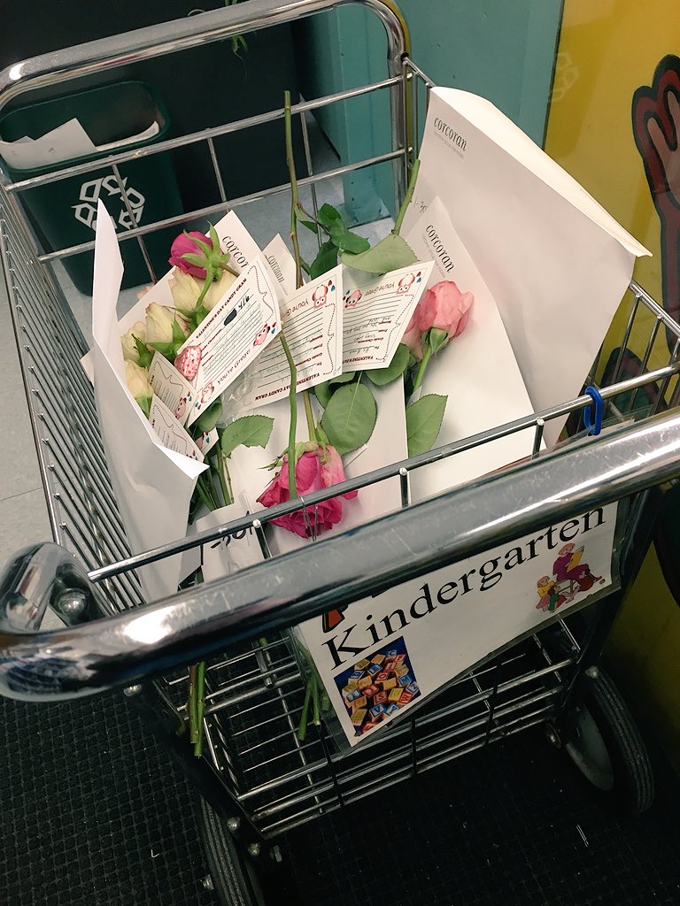 PS10Brooklyn's tweet photo. So much love delivered to the students today! 🌸💓#happyvalentinesday #ps10brooklyn https://t.co/oBxIiJKHpn