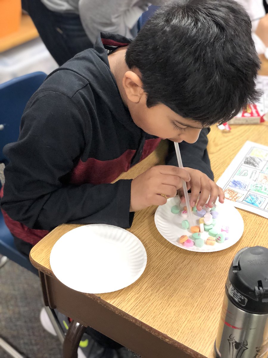 MrsRamirez3's tweet photo. We had a fantastic friendship party this afternoon playing some fun minute to win it games and Valentine bingo! #friends #perseverance https://t.co/qidoYFPGA9