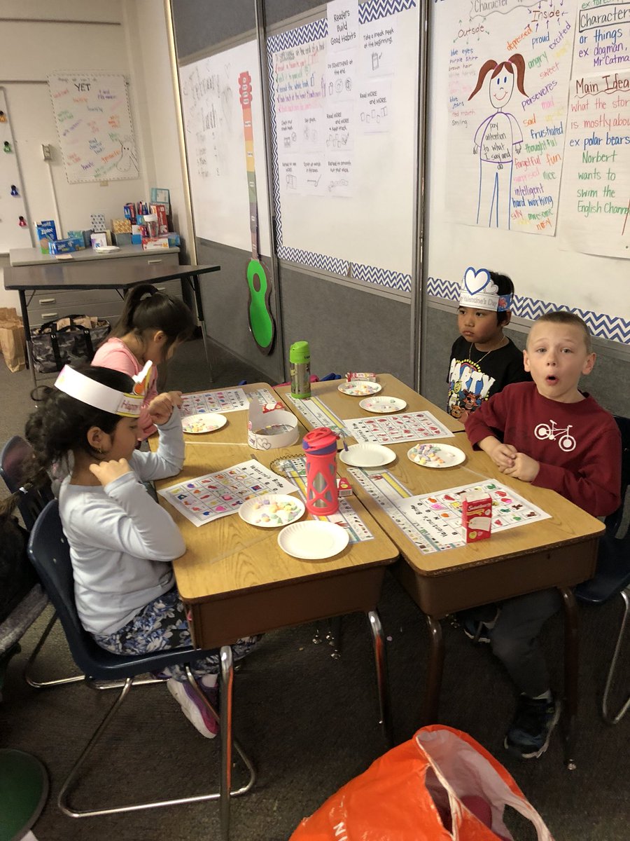 MrsRamirez3's tweet photo. We had a fantastic friendship party this afternoon playing some fun minute to win it games and Valentine bingo! #friends #perseverance https://t.co/qidoYFPGA9