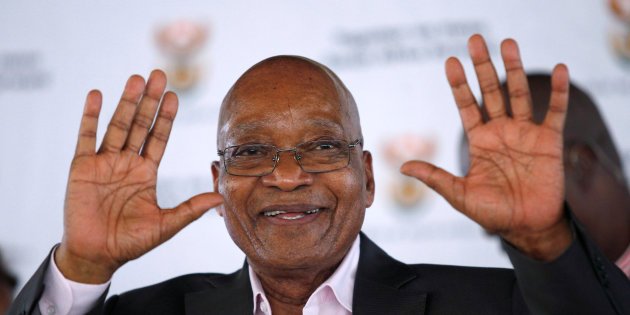 Ouf!!!!
Bye bye Jacob Zuma!!!
Président de l' #AfriqueDuSud depuis le 6 mai 2009, il a accepté de démissionner sans bombarder le siège #ANC, ni massacrer sauvagement son peuple. Non plus, il ne s'est accroché au pouvoir comme le fait actuellement le barbare des ténèbres Ali Bongo