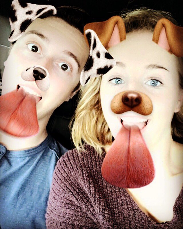 borders_molly's tweet photo. happy heart day to my valentine everyday ❤️ https://t.co/iwGXtRNE1s