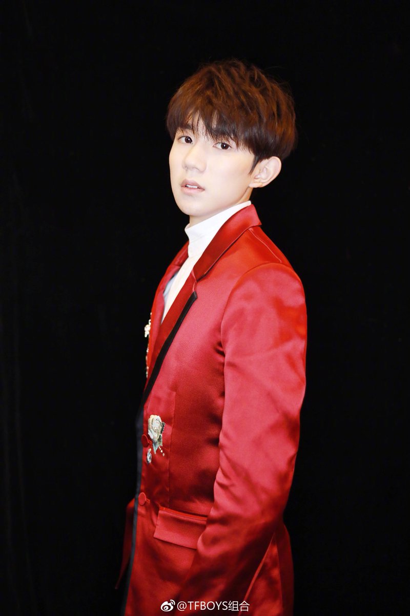 TFBOYS_TFGlobal's tweet image. 20170215 #TFBOYS Official Weibo Update

TFBOYS will see you at 2018 Spring Festival Evenging Gala tonight via CCTV1