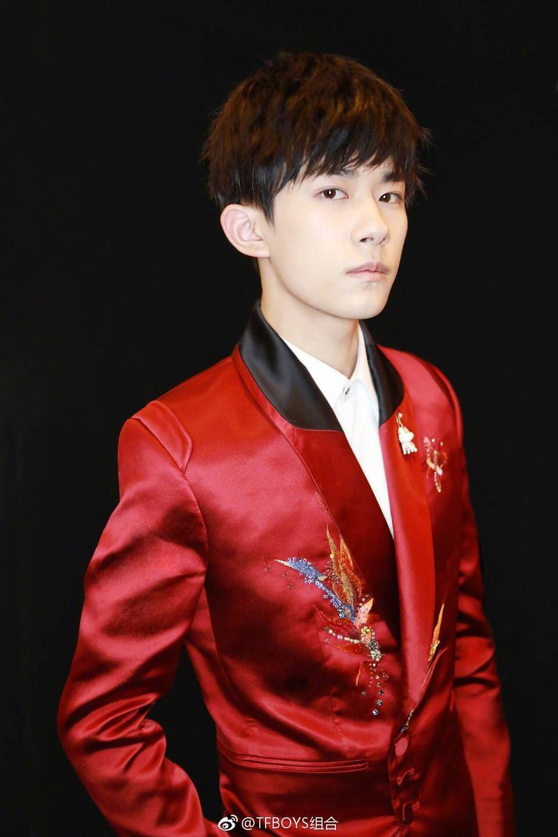 TFBOYS_TFGlobal's tweet image. 20170215 #TFBOYS Official Weibo Update

TFBOYS will see you at 2018 Spring Festival Evenging Gala tonight via CCTV1