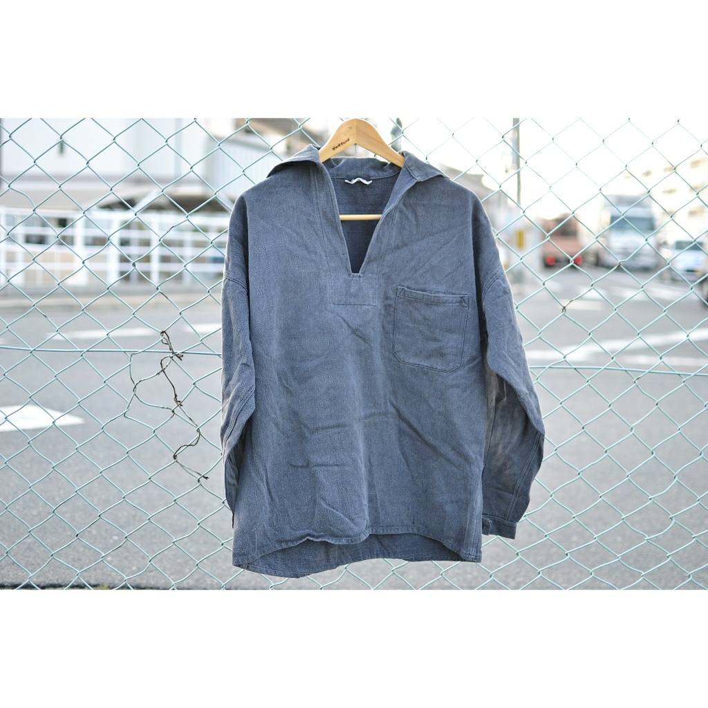 takuo0084's tweet image. ヴィンテージフレンチプルオーバージャケット入荷。
セーラーになっており後ろ姿がgoodです。
他にもヨーロッパのワークウエア入荷してますよー！！
#europework #madeinfrance #workjacket #古着屋 #大阪古着屋