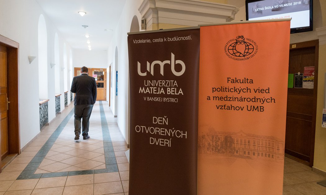 FPVMV_UMB's tweet photo. Yesterday our Faculty opened the door for students who would like to study international relations and political science. Thank you all for coming. We are looking forward to seeing you in Banská Bystrica. #dod #fpvmv #bestfaculty #banskabystrica https://t.co/62QlYBJ8gR