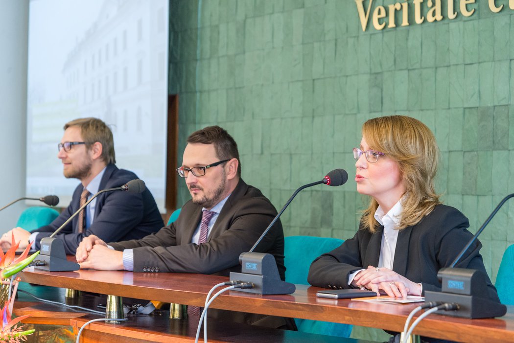 FPVMV_UMB's tweet photo. Yesterday our Faculty opened the door for students who would like to study international relations and political science. Thank you all for coming. We are looking forward to seeing you in Banská Bystrica. #dod #fpvmv #bestfaculty #banskabystrica https://t.co/62QlYBJ8gR
