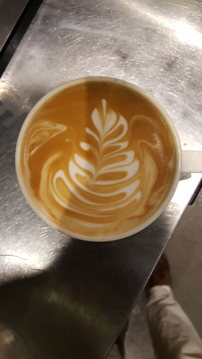 SbuxHopton's tweet photo. Sofiene waterloo 
#latteartjourney #tobeapartner @SbuxLondon https://t.co/YAdGyaiMi2