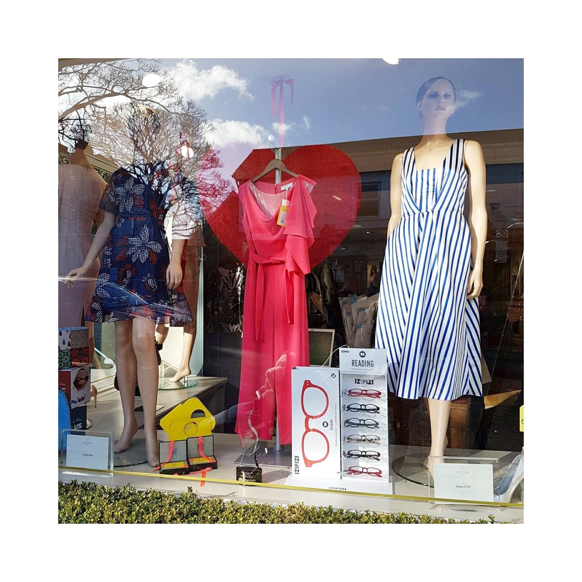 NeolaApparel's tweet photo. Shop the latest new arrivals now in stores at Neola Apparel Malahide & Dundalk.
Whether it's casual cool or a new outfit for an upcoming occasion, we've got you covered.
Open 9.30 to 6 in Malahide and 10 to 8 in Dundalk. 💞
#RareFinds #ExclusiveLabels
01 846 00000 📱 https://t.co/TVH9NY3GTN