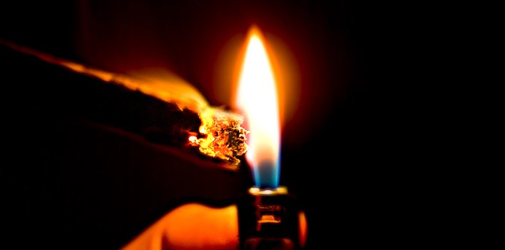 OneFallenAngelM's tweet photo. ~ Goodmorning all ... It's that time again ... #TimeToMedicate 😇
#MedicalCannabis 💚 #PainRelief #PuffPuffPass 🔥🌬️🌬️🎈 https://t.co/lck7E32HiX
