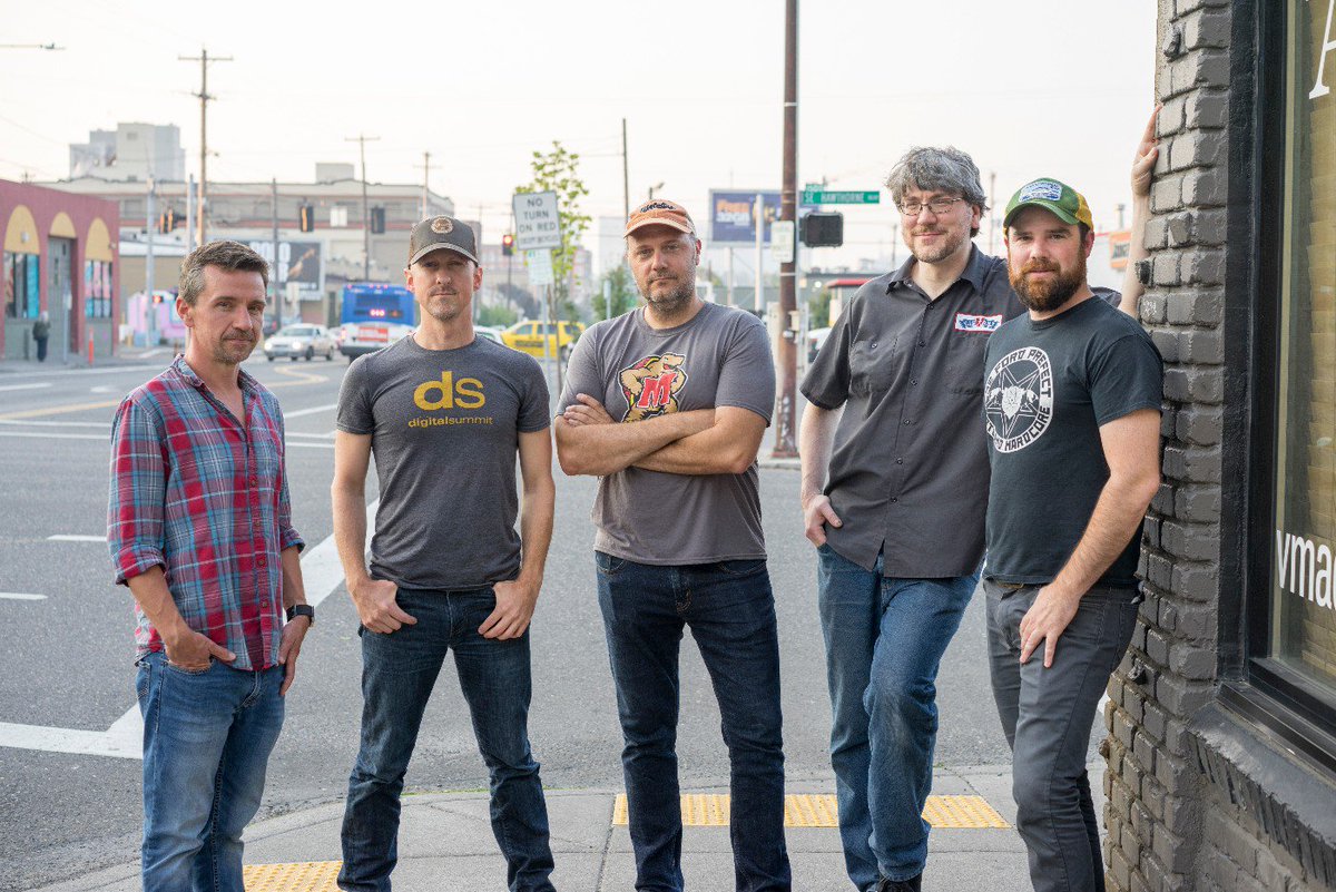 TumbledownMusic's tweet photo. Mac's Place is THE place this Saturday! We're heading south to party with our friends on the river in Silverton. We play 9pm 'til late. FREE. C'mon down! https://t.co/fH3ccFvCTm