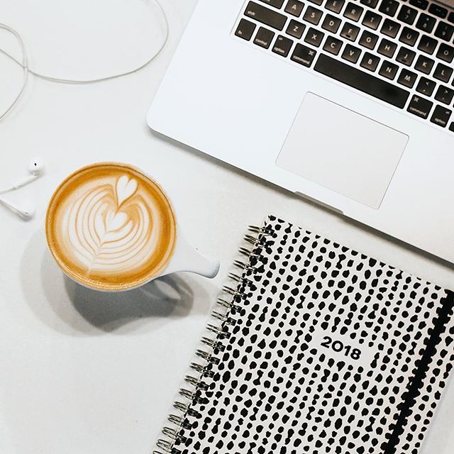 findingnorths's tweet photo. I like to set aside time to plan out my goals and events early in a new year, to make sure I don't get stressed and remember what's important. This year I'm doing it later than I like, but it's never to late to get your #goals down on paper and make them… https://t.co/zHqtZn62FW https://t.co/xkR7IUx6hr