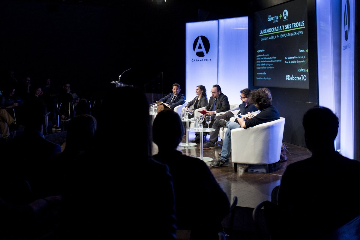 casamerica's tweet photo. ¿Cómo afecta a la #democracia las fake news? Ellos lo analizan: @ignaciopeyro, @goncharev, @globograma, @MariamMartinezB, @Montesjulio e @jitorreblanca #DebatesTO @TheObjective_es https://t.co/DgJjCdfTz8 https://t.co/OAHumMH0qZ