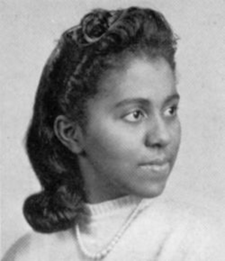 Professor Marie Maynard Daley (1921-2003), 1st African-American woman to gain a PhD in chemistry (<a href="/Columbia/">Columbia University</a> 1947), studied the cell nucleus &amp; effects of aging, cardiovascular disease &amp; smoking on artery walls  missingscifaces.blog/2018/02/01/28-… Day 15 of #BlackHistoryMonth
