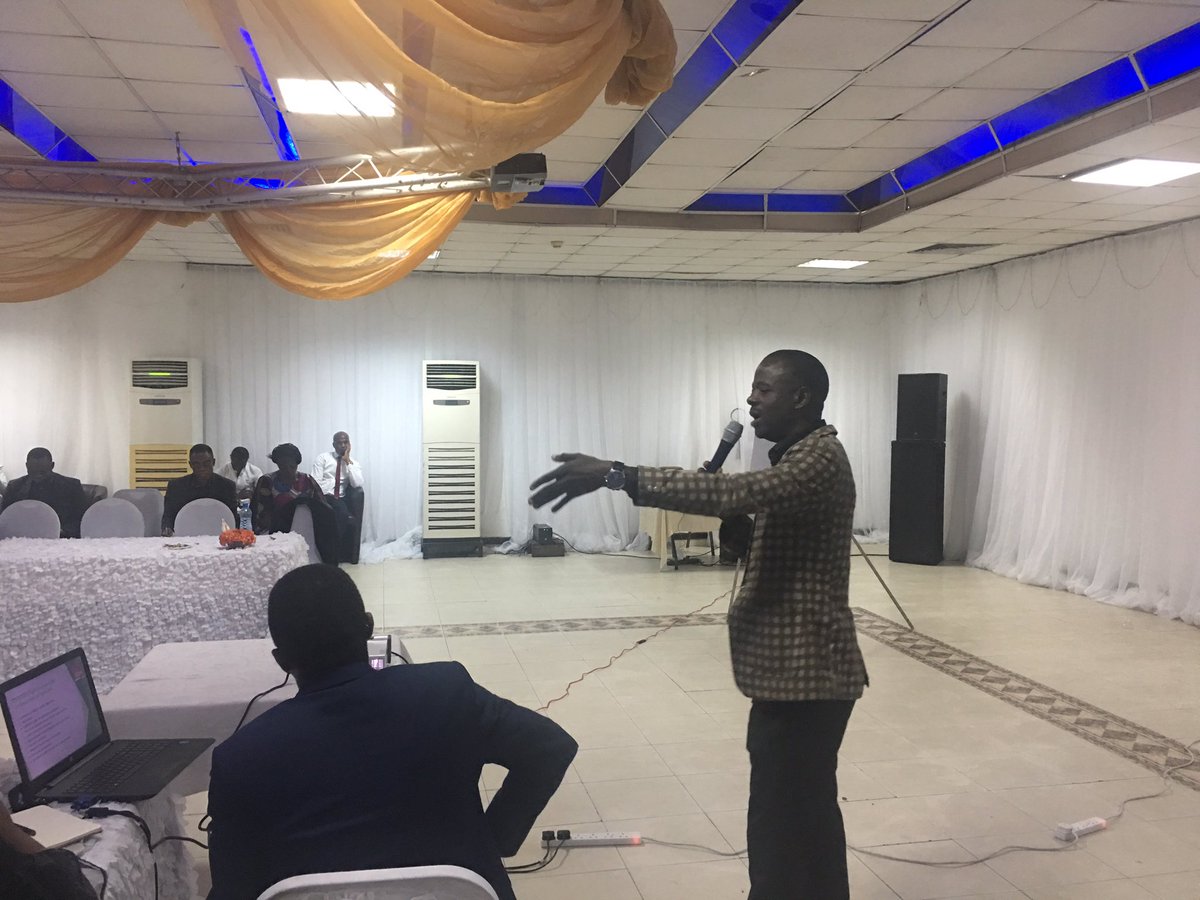 SDNNigerDelta's tweet photo. "It is worthy of note 📝 to State here that #Technology can help to solve some of the challenges facing agribusiness development in Ogoni land and beyond"-Cletus Ilugo 

#SDN #Ogoni #Ukaid #UkinNigeria https://t.co/TB6sd0KlTQ
