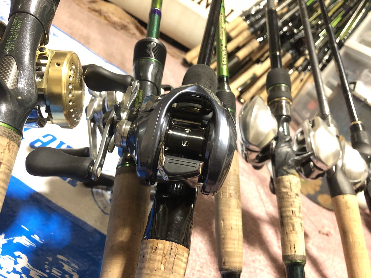Takumi Ito 伊藤巧 Sur Twitter 明日は 初めての場所へ タックル準備です ちなみにサンカクティーサン用のst670mh Ftには アルデバランmgl31hgがオススメ Mglスプールが低弾道でサンカクティーサンをカバーに打ち込めます ノリーズ シマノ サンカク