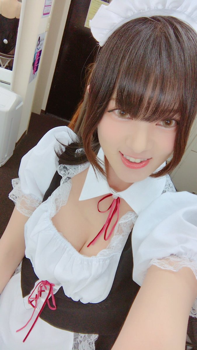 arunode_koe's tweet photo. 皆さん、卒業参戦ありがとうございました！
思った以上のタニマチ様が会いに来てくれてホントに感謝で一杯。そして皆に会えないのがサミシイ辛いどうしよう。
仕事落ち着いたらちょくちょく顔出すので忘れないで〜😢
素敵なバレンタインと卒業をありがとうございました😢♡
#あるので #バレンタイン https://t.co/ofLm6mRBSn