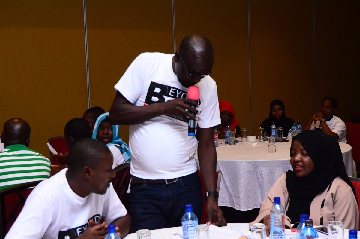 Huria_KE's tweet image. Table to table Presentations in the Validation of the Pocket Dictionary on Countering Violent Extremism. @CHRIPSKE @tendasasa @CoffeyIntDev @JamiiThabiti @NCTC_Kenya @NPSOfficial_KE @USAIDKenya @amkeniwakenya @UNDPKenya