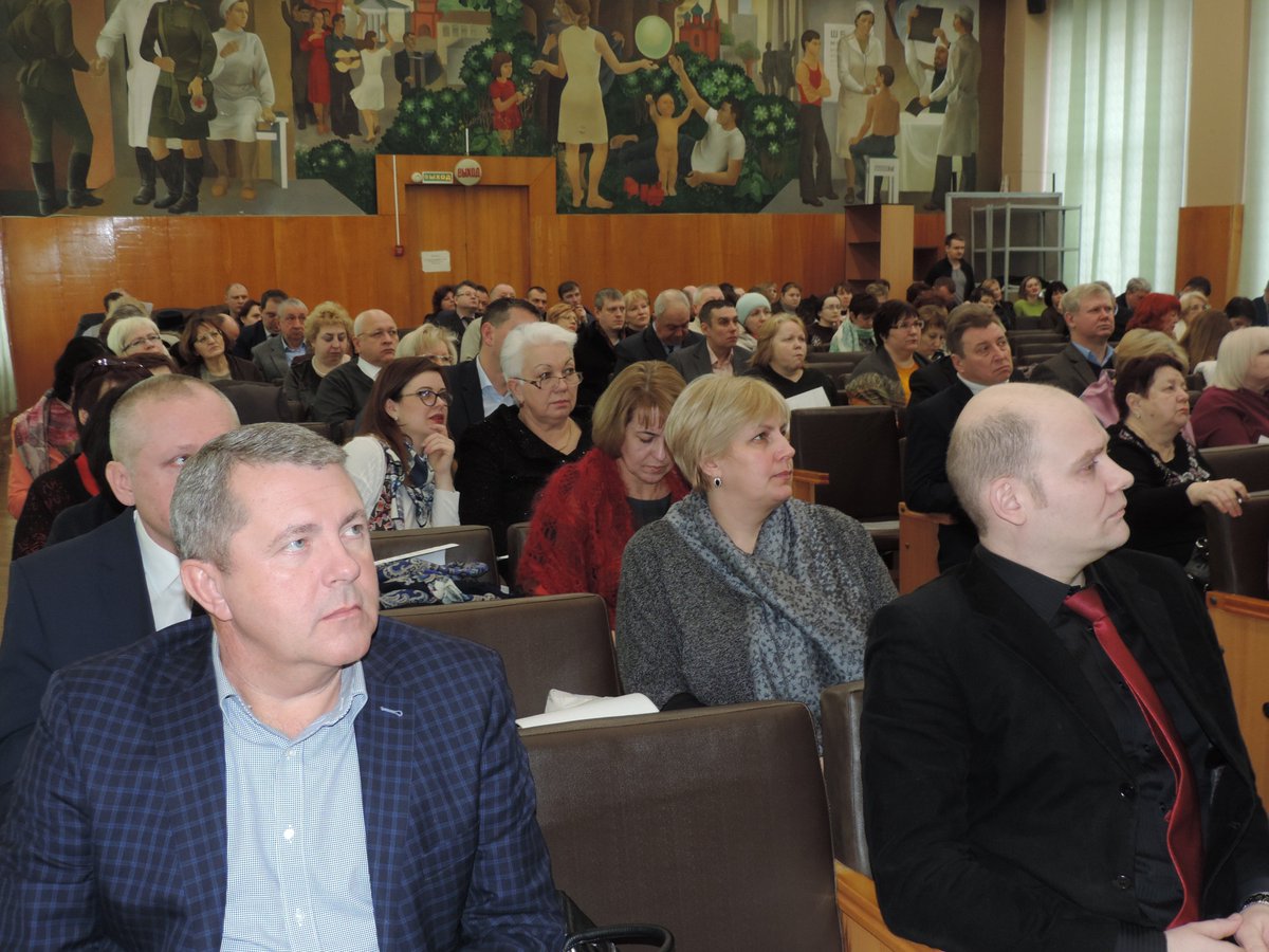 15 февраля в <a href="/Minzdrav_TO/">Минздрав ТО</a> состоялось общественное обсуждение результатов правоприменительной практики  Территориального органа Росздравнадзора по Тульской области за  IV кв. 2017 г. В нем приняли участие заместитель министра В.Б. Грицаюк и директор департамента <a href="/DurnovaElena/">Елена Дурнова</a>